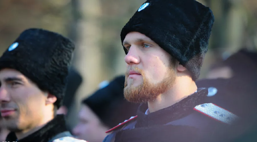 В Краснодаре состоялся смотр казаков, которые будут нести патрульную службу в Сочи во время Олимпиады &copy;&nbsp;Елена Синеок, ЮГА.ру