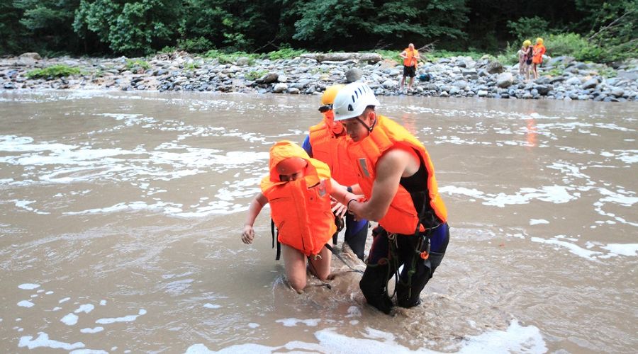  © Фото пресс-службы Южного регионального поисково-спасательного отряда МЧС России