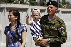 Акция "Военная служба по контракту в Вооруженных силах РФ – твой выбор!"  &copy;&nbsp;Влад Александров, ЮГА.ру