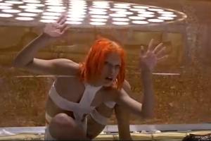 Кадр из фильма «Пятый элемент» &copy;&nbsp;Скриншот видео с Rutube-канала &laquo; Альберт Мишарин 116 RUS&raquo;