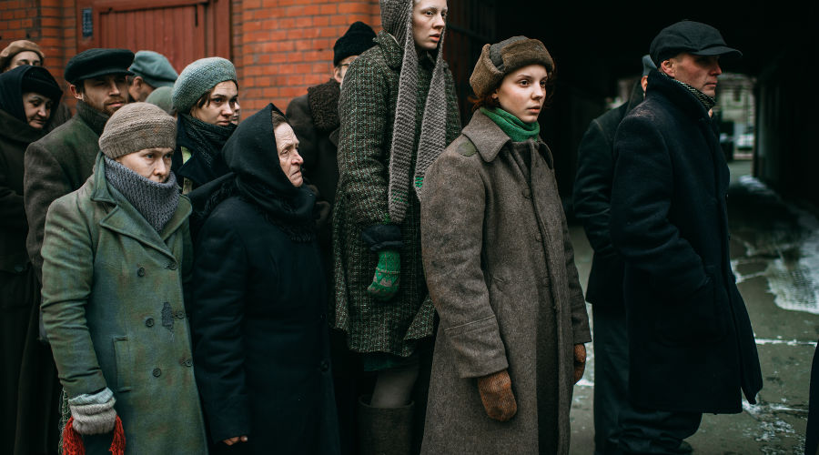 Кадр из фильма «Дылда», реж. Кантемир Балагов, 2019 год &copy;&nbsp;Фото с сайта kinopoisk.ru