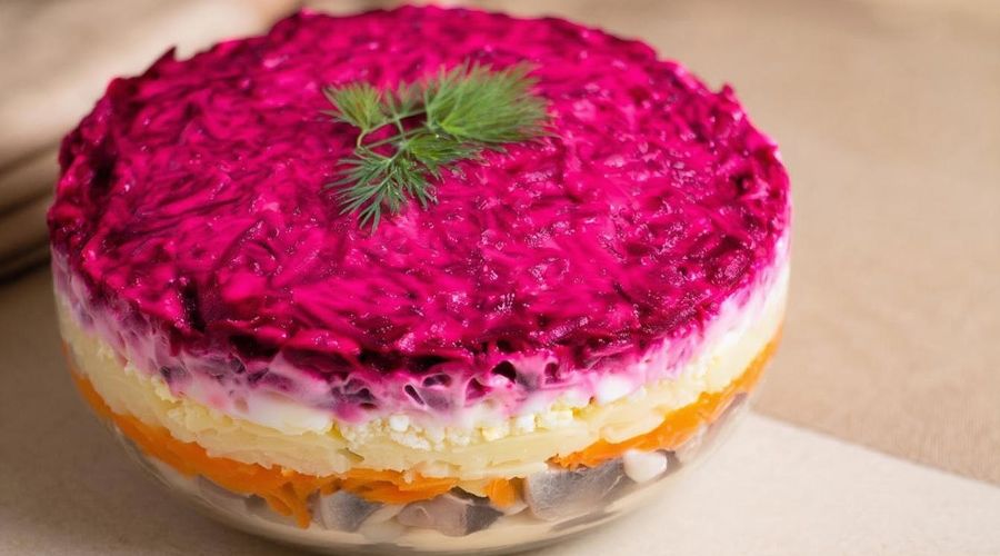 селедка под шубой &copy;&nbsp;Изображение сгенерировано нейросетью Gigachat