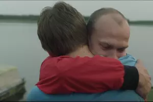 Кадр из трейлера к фильму «Кончится лето» &copy;&nbsp;Скриншот видео с Rutube-канала &laquo;Кинокомпания ВОЛЬГА&raquo;