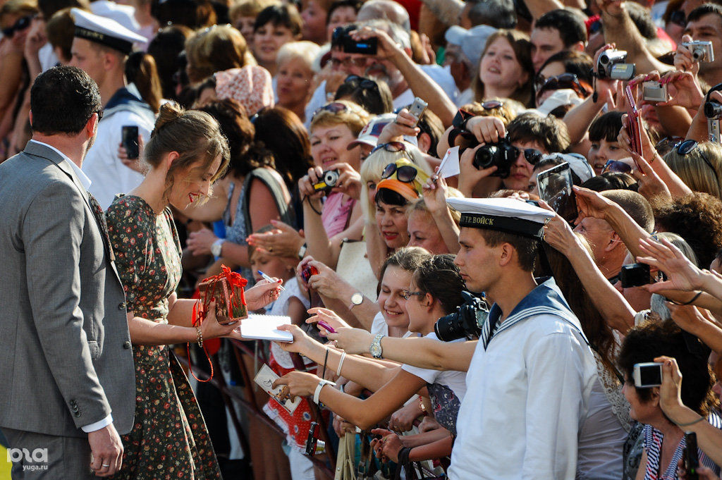 московский международный кинофестиваль 90. где открытие фестиваля. всероссийский кинофестиваль кинотавр в сочи 1990. кинофестиваль малая земля 2023. кинотавр 1990.