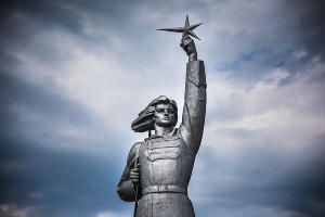 Статуя Авроры на улице Красной © Фото Елены Синеок, Юга.ру