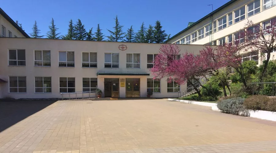 Сочинская школа № 65 &copy;&nbsp;Фото с сайта 65.sochi-schools.ru