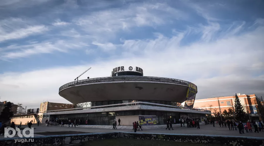 Краснодарский государственный цирк &copy;&nbsp;Фото Елены Синеок, Юга.ру