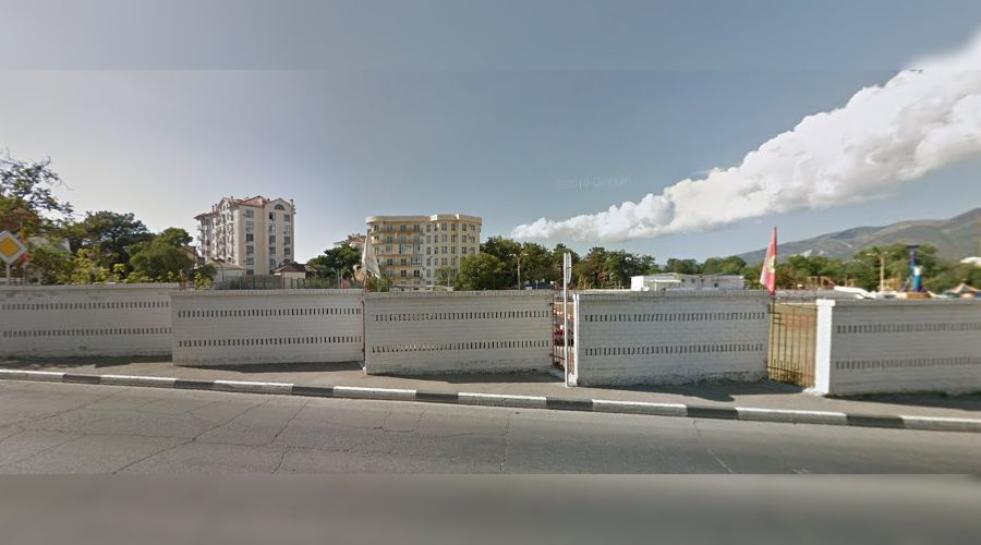 За забором — стадион «Спартак» © Скриншот с сайта www.google.ru/maps/