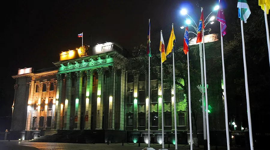 Законодательное собрание Краснодарского края &copy;&nbsp;Елена Синеок. ЮГА.ру