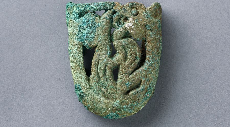 Бронзовый наконечник для ножен © Фото пресс-службы Государственного исторического музея