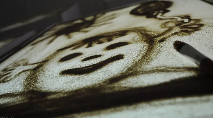 Песочная арт-терапия для детей-аутистов &copy;&nbsp;Елена Синеок. ЮГА.ру