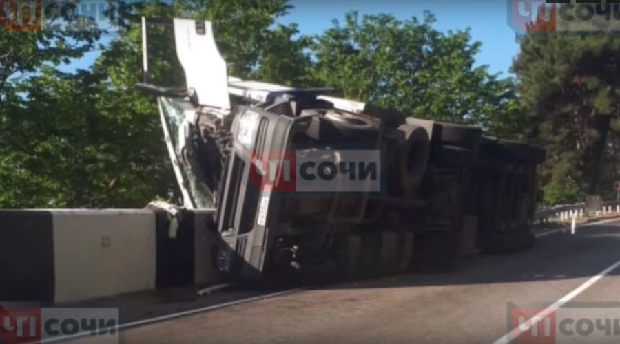  © Скриншот видео из группы «ЧП Сочи» «Вконтакте», vk.com/chpsochi