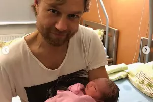 Валерий Карпин с дочерью &copy;&nbsp;Фото со страницы instagram.com/vgkarpin