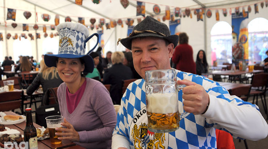 Пивной фестиваль "Октоберфест" &copy;&nbsp;Елена Синеок. ЮГА.ру