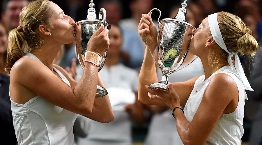 Елена Веснина и Екатерина Макарова &copy;&nbsp;Фото из аккаунта WTA в Twitter, twitter.com/WTA