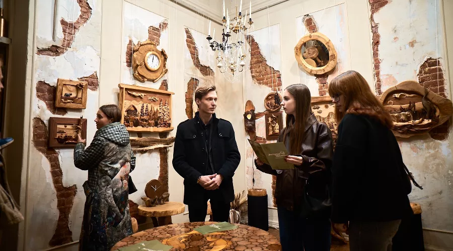 Открытие выставки «От дров к искусству» &copy;&nbsp;Фото Макара Волкова