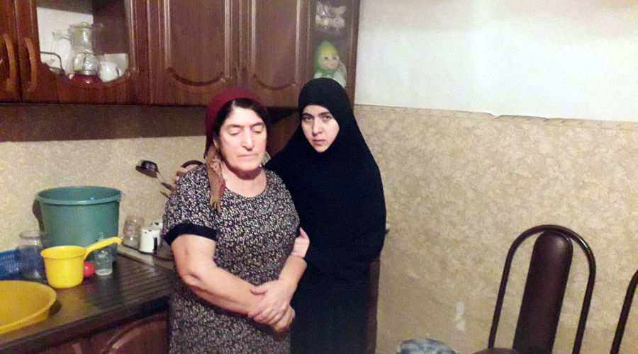 Амина Автурханова и ее мать © Фото пресс-службы уполномоченного по правам человека в ЧР