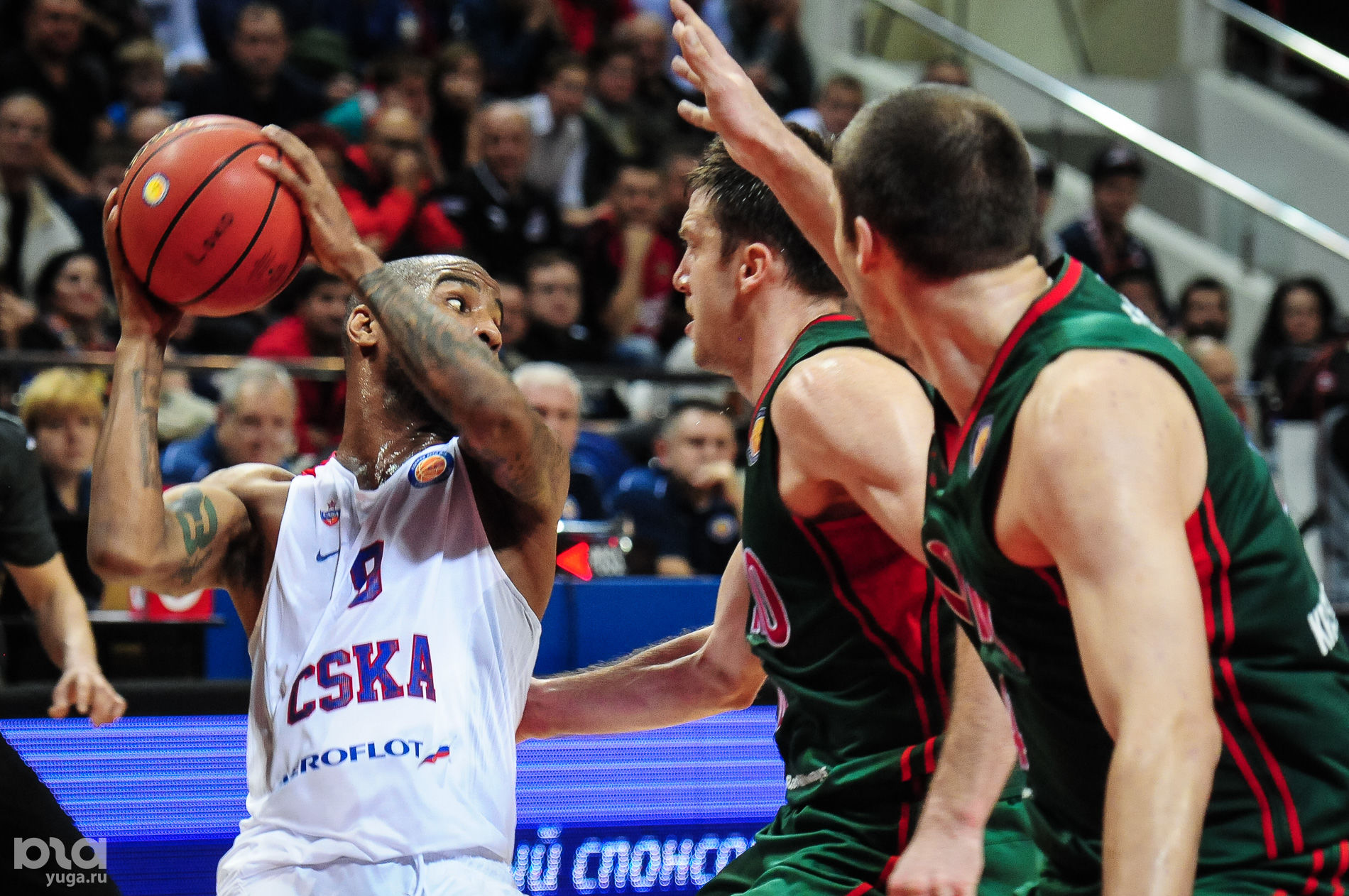 Мтц локомотив кубань. Локомотив кубань баскетбол логотип. Баскетболист мартюк локомотив кубань с длинными волосами. Локомотив кубань расписание матчей. Академия локомотив кубань баскетбол.