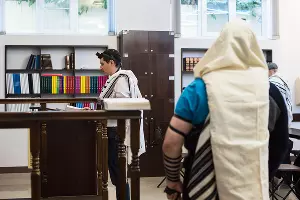 В краснодарской синагоге &copy;&nbsp;Фото Елены Синеок, Юга.ру