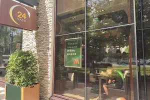 Открытие заведения &laquo;Вкусно — и точка&raquo; в Краснодаре &copy;&nbsp;Фото Иолины Грибковой, Юга.ру