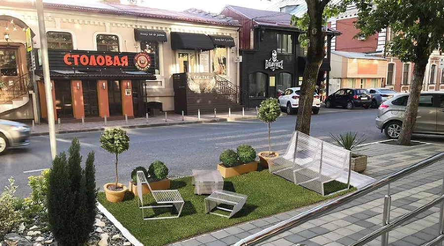  &copy;&nbsp;Фото из неофициального инстаграма отдела городской среды департамента архитектуры и градостроительства Краснодара, https://www.instagram.com/design_kod_krd/