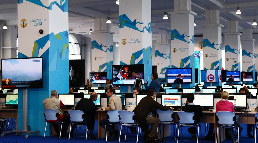 Владимир Путин посетил Медиацентр Сочи &copy;&nbsp;Влад Александров, ЮГА.ру