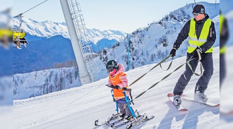 Занятия с детьми с ограниченными возможностями © Фото с личной страницы Андрея Баталова в фейсбуке, facebook.com/andrey.batalov