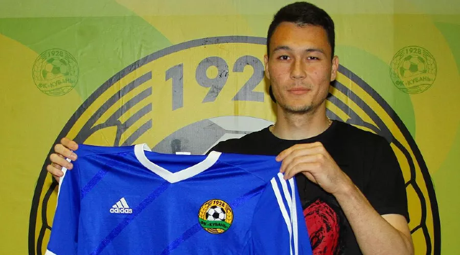 Денис Кавлинов &copy;&nbsp;Фото с официального сайта ФК &laquo;Кубань&raquo;, fckuban.ru