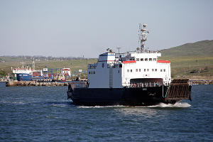 Военные в Керчи возводят понтонную переправу &copy;&nbsp;Влад Александров, ЮГА.ру