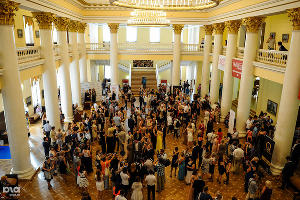 Церемония открытия XXIV фестиваля "Кинотавр" в Сочи © Нина Зотина, ЮГА.ру