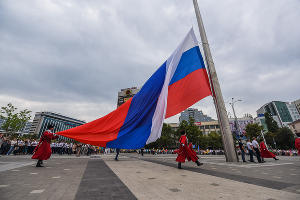 День государственного флага в Краснодаре  © Елена Синеок, ЮГА.ру