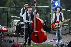 Открытый концерт для посетителей скайпарка &copy;&nbsp;Фото пресс-службы Скайпарка AJ Hackett Sochi