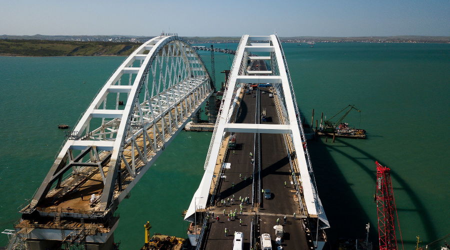 Крымский мост &copy;&nbsp;Фото Виталия Тимкива, Юга.ру