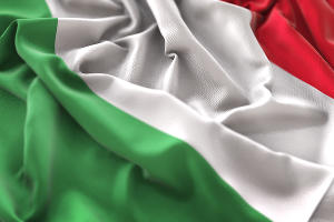 Государственный флаг Италии &copy;&nbsp;Фото natanaelginting, сайт freepik.com