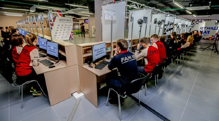 Центр выдачи паспортов болельщиков Кубка Конфедераций — 2017 &copy;&nbsp;Фото пресс-службы Минкомсвязи России