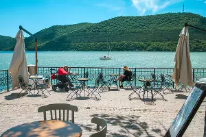 Абрау-Дюрсо &copy;&nbsp;Фото Евгения Маханько