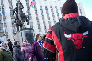 Акция «Молодой гвардии» в Краснодаре в честь добра и губернатора &copy;&nbsp;Фото Николая Хижняка, Юга.ру