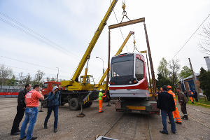 Новый трехсекционный трамвай "Витязь"  © Елена Синеок, ЮГА.ру