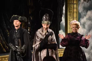 Спектакль &laquo;Миледи &copy;&nbsp;Елена Синеок, Юга.ру