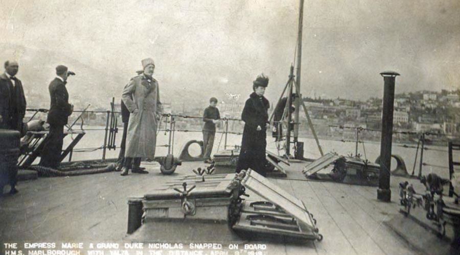 Крым, Ялта. Мария Федоровна и Николай Николаевич на борту британского линкора «Мальборо», 11 апреля 1919 год &copy;&nbsp;Изображение находится в общественном достоянии