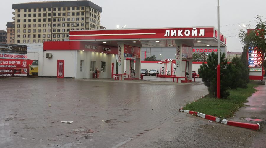 Заправка в Махачкале &copy;&nbsp;Фото с сайта 2gis.ru