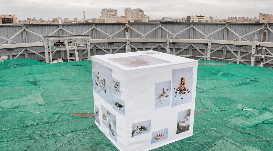 Выставка «Кубанский метр» &copy;&nbsp;Фото со страницы галереи &laquo;Вершина Культуры&raquo; во &laquo;ВКонтакте&raquo;, vk.com/the_high_of_culture