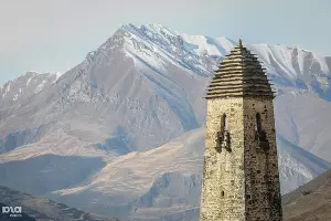 Башенный комплекс Эрзи в Джейрахском районе республики Ингушетия &copy;&nbsp;Елена Синеок, ЮГА.ру