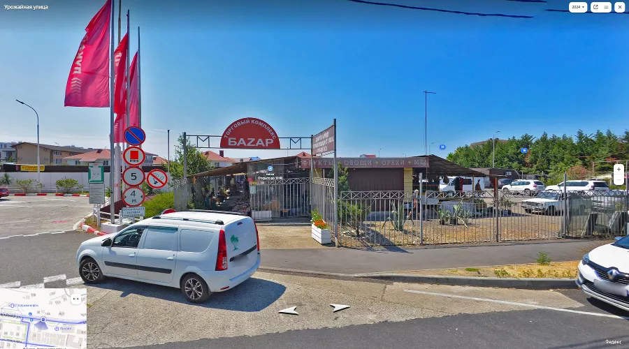 Рынок «Казачий» &copy;&nbsp;Скриншот yandex.ru/maps, панорама 2024 года