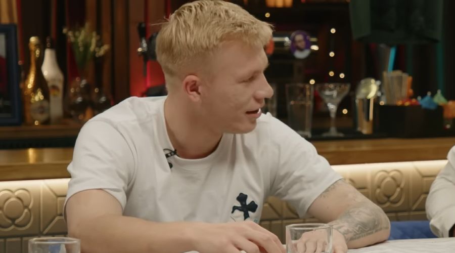 Никита Кривцов в эфире «Коммент.Шоу» © Скриншот видео на YouTube-канале «Коммент. Шоу», Youtube.com/@COMMENTSHOWBEST