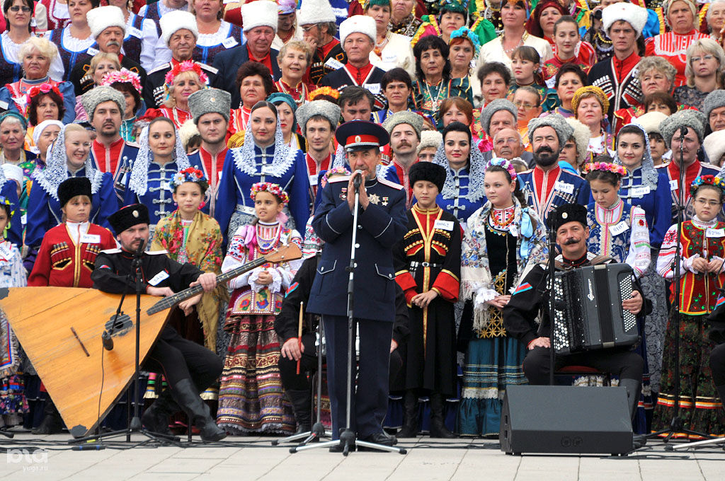 Кубанский казачий хор устанавливает мировой рекорд © Фото Елены Синеок. Юга.ру