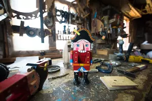 Щелкунчик работы Николая Стежкина &copy;&nbsp;Фото Елены Синеок, Юга.ру