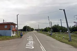 Железнодорожный переезд 87-й км в станице Воронежской, вид с севера на юг &copy;&nbsp;Скриншот сайта Maps.google.com