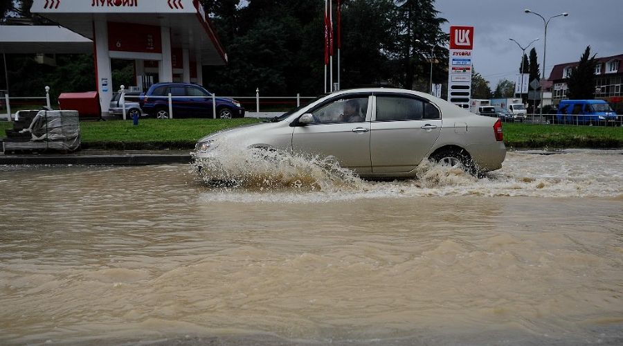 Затопленный Сочи © Фото Нины Зотиной, Юга.ру