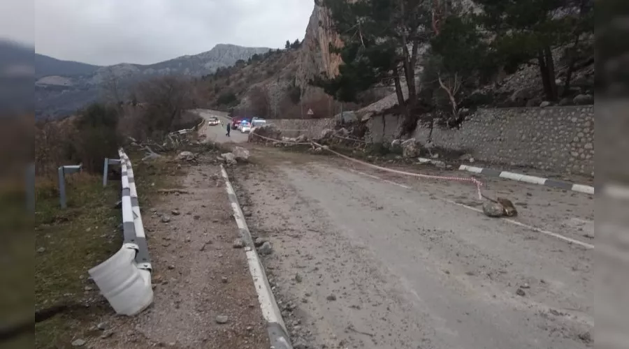 Камнепад под Севастополем &copy;&nbsp;Фото пресс-службы правительства Севастополя